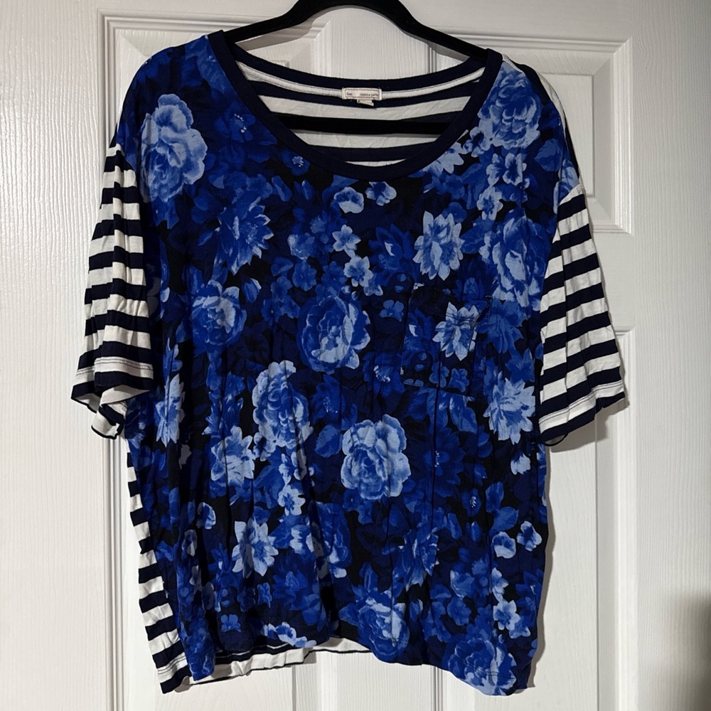 GAP Blue Floral Front with Navy & White Stripe Short Sleeve Top